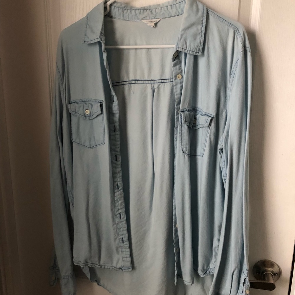 Women’s button down